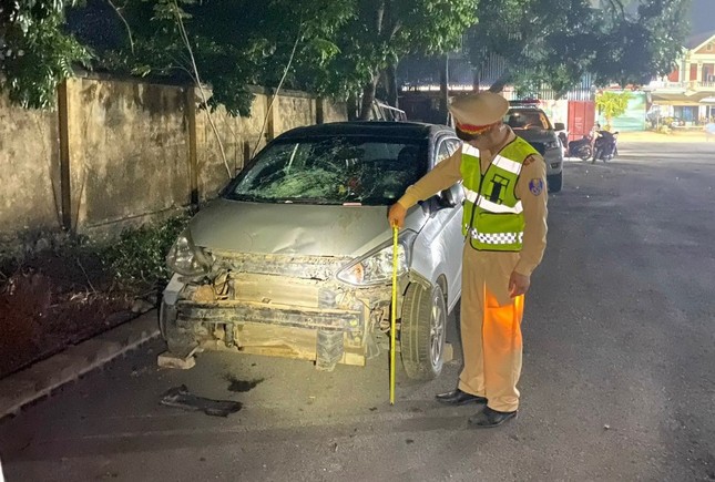 Lái xe say xỉn gây tai nạn làm 3 người bị thương rồi bỏ trốn ảnh 1