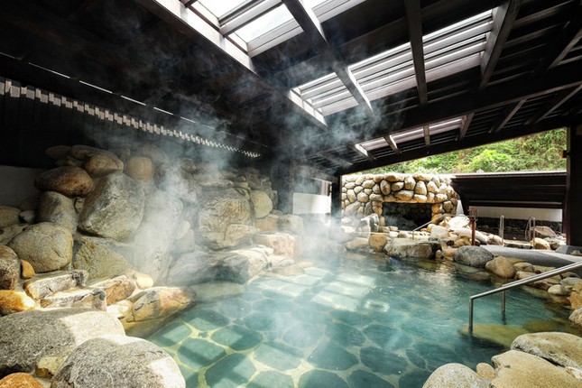 Khu suối khoáng Onsen “độc nhất vô nhị” ở Việt Nam: Đẹp và xịn như Nhật Bản, vừa mở đã kín ảnh 8