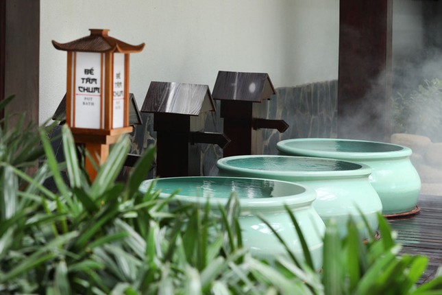 Khu suối khoáng Onsen “độc nhất vô nhị” ở Việt Nam: Đẹp và xịn như Nhật Bản, vừa mở đã kín ảnh 7