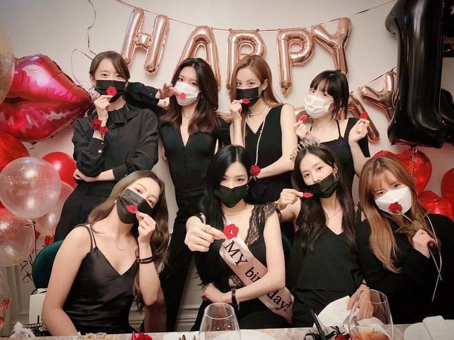 Không comeback cùng nhau nhưng các thành viên SNSD vẫn phủ sóng mọi mặt trận (phần 2) ảnh 2