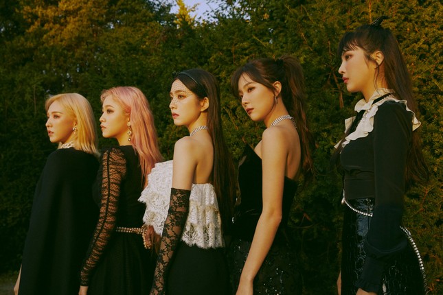 Dù chưa được công bố, nhưng đây chắc chắn là những màn comeback được fan trông đợi nhất ảnh 2