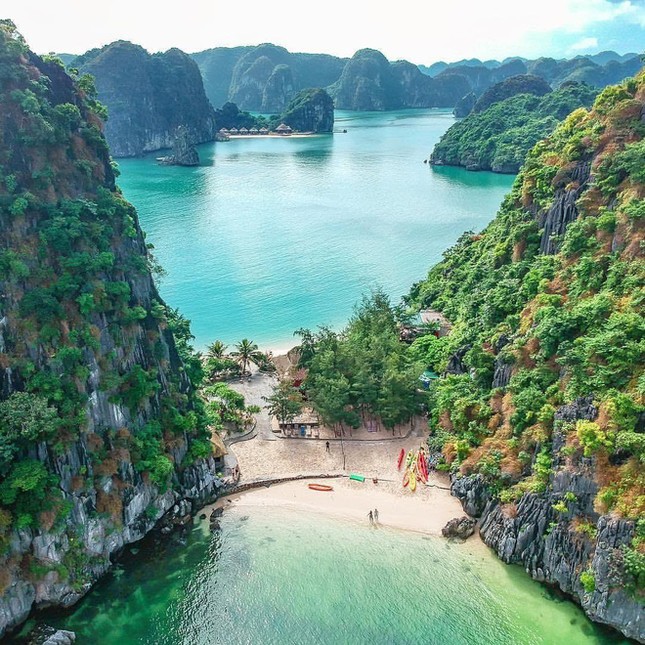 Lên đường cuối tuần: Hai ngày được nghỉ ngơi, nên đi du lịch ở đâu để “xả hơi“? ảnh 2