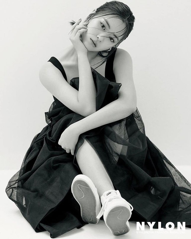 Ryu Jin (ITZY) tiết lộ bí mật vì sao các nữ idol K-Pop buộc phải có thân hình mảnh mai ảnh 3