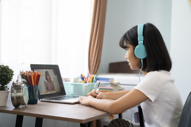 Thiên Thần Nhỏ 401: Bạn đã biết bí quyết giúp học online vui như đến trường? ảnh 2
