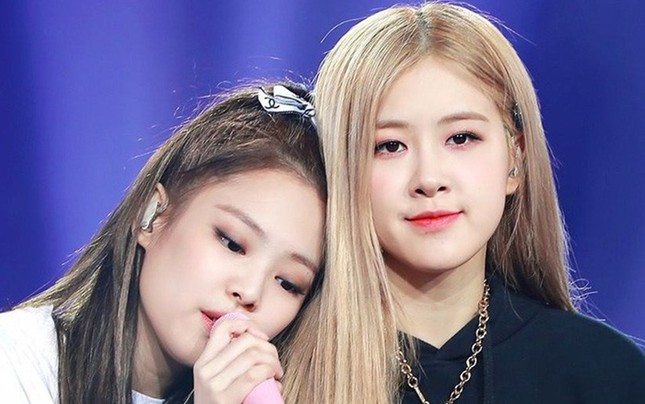 Bảng xếp hạng thành viên nhóm nữ tháng 3: Vì sao Jennie tụt hạng mà BLINKs vẫn vui? ảnh 3