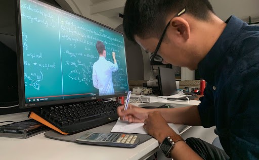 Trạm tin nóng: ĐH Kinh tế TP.HCM công bố 5 phương thức tuyển sinh năm 2020 ảnh 2