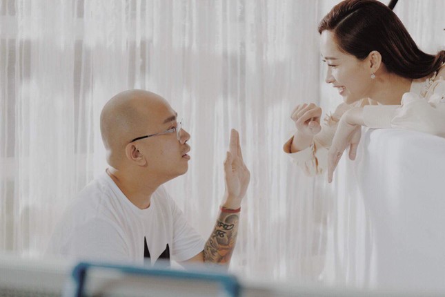 Lý Nhã Kỳ, Hoa hậu Thu Thảo đau xót khi nhớ lại kỷ niệm với “phù thủy trang điểm” Minh Lộc ảnh 5