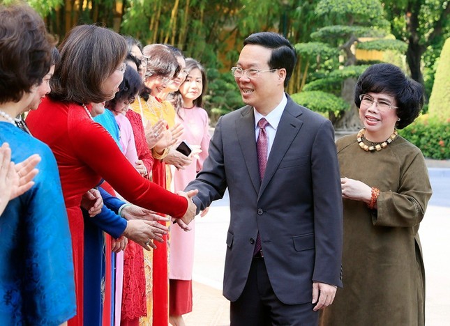 Chủ tịch nước Võ Văn Thưởng: Mong các doanh nhân nữ truyền cảm hứng để bạn trẻ làm giàu chính đáng ảnh 1