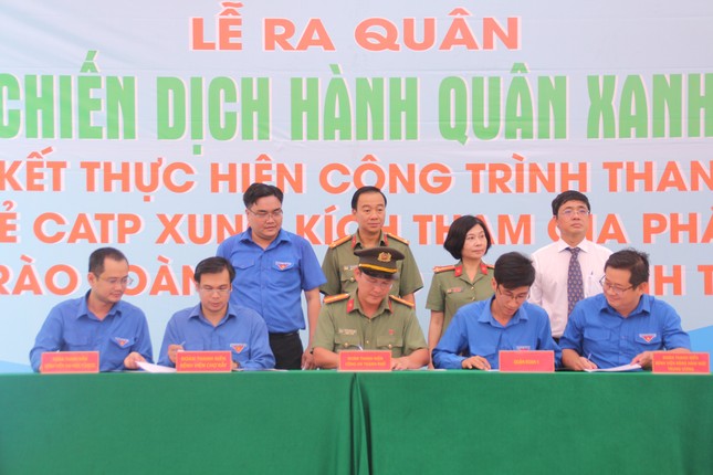 Tuổi trẻ Công an TPHCM ra quân Hành quân xanh năm 2020 ảnh 2