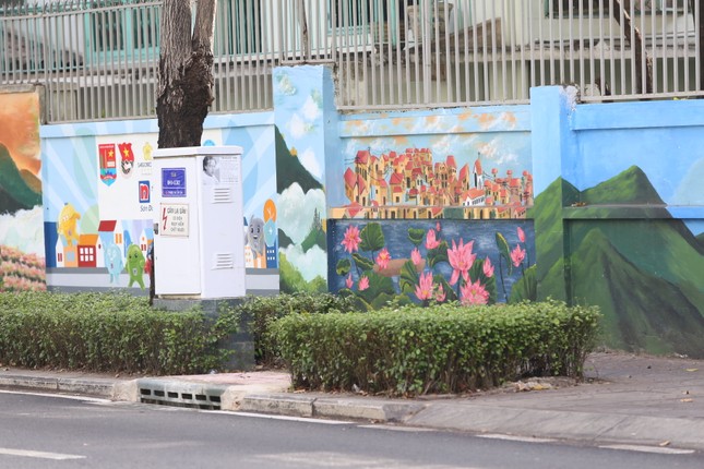 Ngắm con đường bích họa quảng bá nét đẹp Việt Nam vừa ra mắt tại trung tâm TPHCM ảnh 5