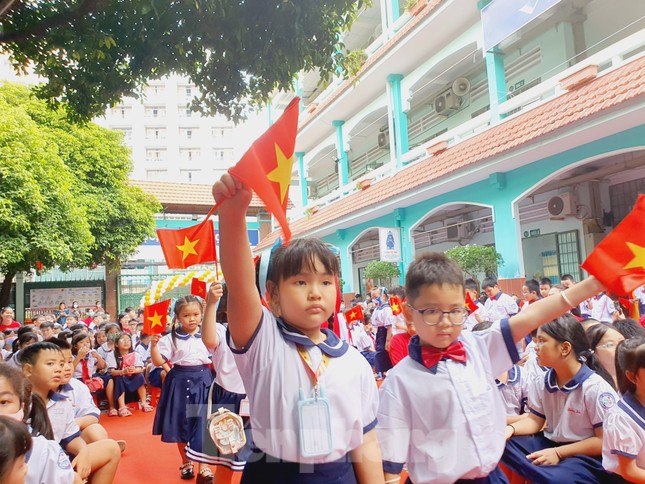 Học sinh ở TPHCM mắc nhiều bệnh, phụ huynh 'kiêng sai' khiến con bệnh nặng hơn ảnh 1