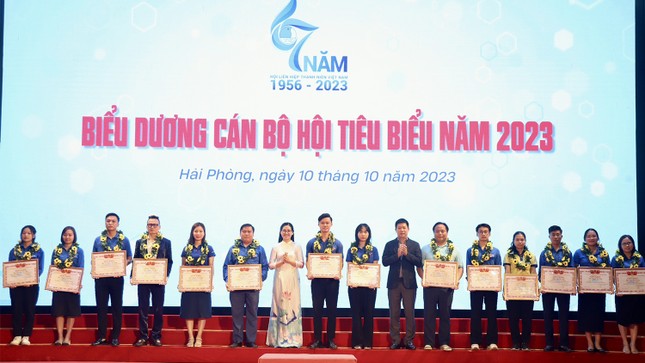 Tuổi trẻ Hải Phòng ôn lại truyền thống 67 năm Hội Liên hiệp thanh niên Việt Nam ảnh 2