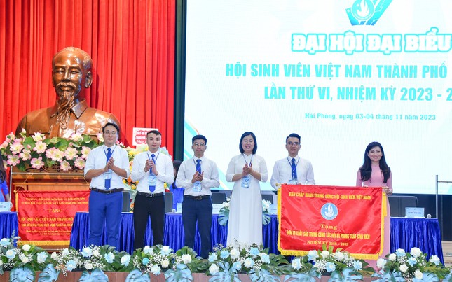 Anh Lê Khắc Nguyên Anh tái đắc cử Chủ tịch Hội Sinh viên Hải Phòng ảnh 2
