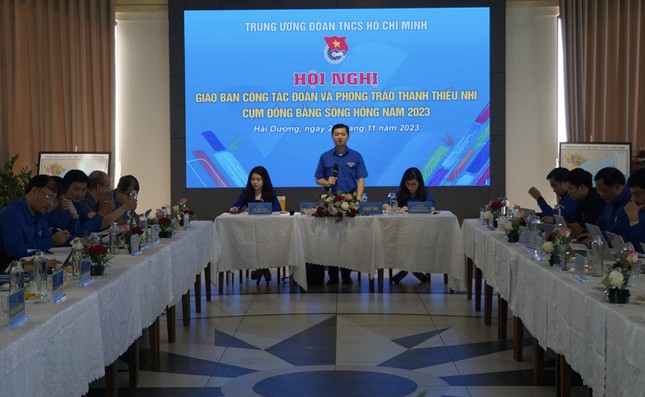 Tăng cường bồi dưỡng, giới thiệu đoàn viên ưu tú cho Đảng ảnh 1