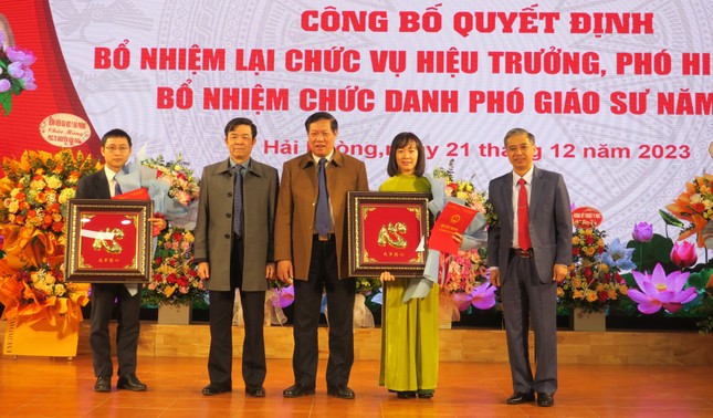 Bổ nhiệm lại chức vụ Hiệu trưởng Trường Đại học Y dược Hải Phòng ảnh 2