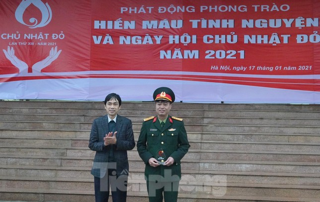 Sĩ quan quân đội tương lai hưởng ứng Chủ nhật Đỏ lần thứ XIII ảnh 2