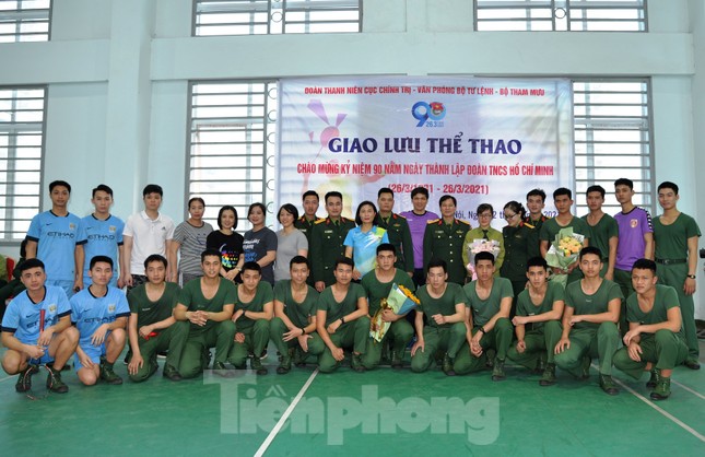 Chiến sĩ Bộ tư lệnh Thủ đô lập công, tô hồng Tháng thanh niên ảnh 6