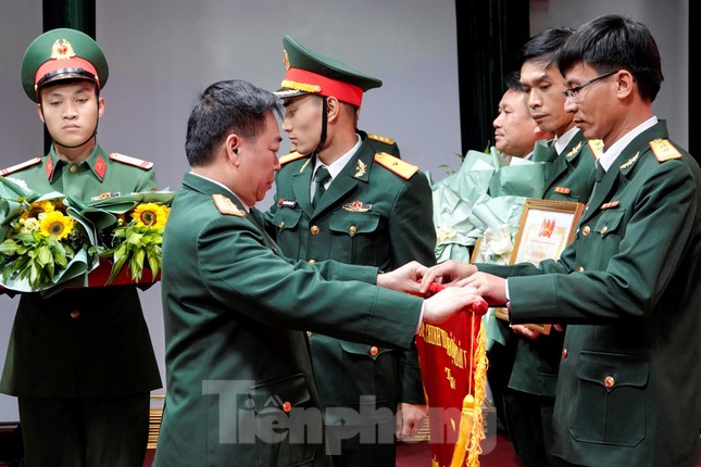 Vinh danh điển hình trẻ Đặc công ảnh 1
