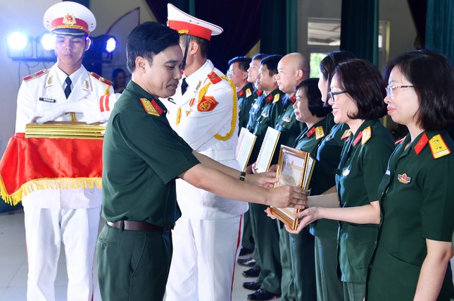 Vinh danh bóng hồng Quân đội toàn năng ảnh 6