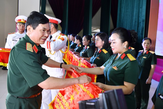 Vinh danh bóng hồng Quân đội toàn năng ảnh 3