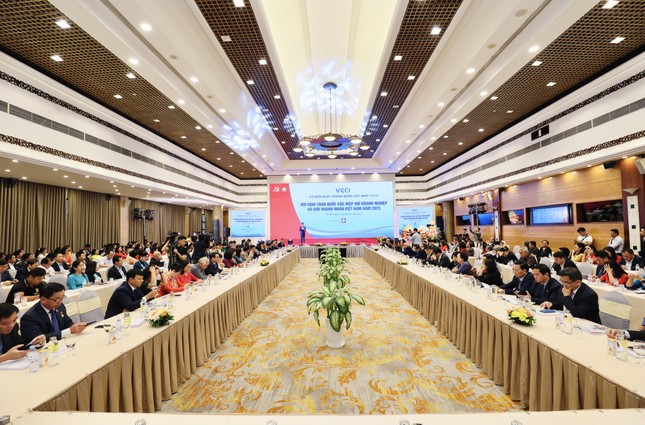 Nghị quyết về đội ngũ doanh nhân Việt: Không hình sự hoá các quan hệ kinh tế ảnh 2