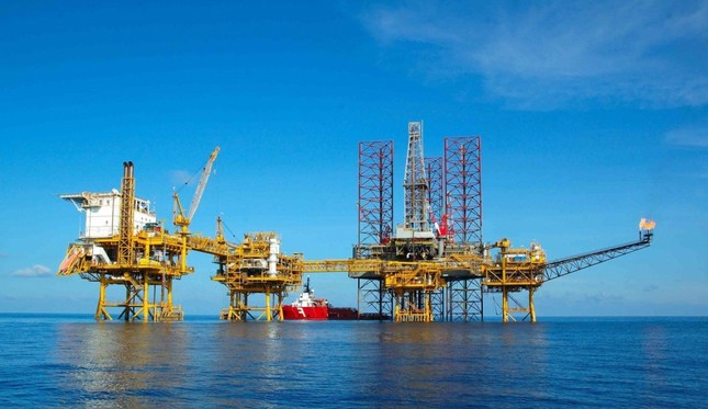 Petrovietnam giữ vững vị trí thứ 2 bảng xếp hạng doanh nghiệp lớn nhất Việt Nam ảnh 1