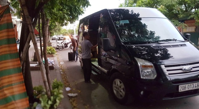 Theo chân 'xe vua': Vừa báo cáo Thủ tướng, đã lại bát nháo ảnh 1