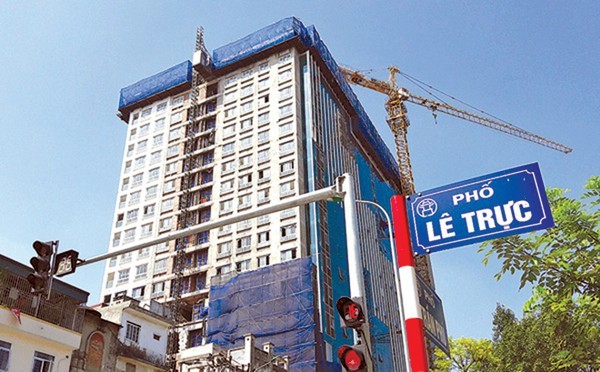 Hà Nội chốt ngày 'cắt ngọn' 2 tầng cao ốc sai phép 8B Lê Trực ảnh 1
