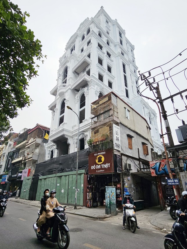  Hà Nội chỉ đạo xử lý 'lâu đài' nhiều vi phạm ở quận Ba Đình ảnh 1