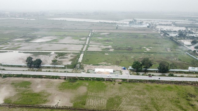 Phân lô, bán nền đất cụm công nghiệp rầm rộ ở huyện ngoại thành Hà Nội ảnh 2