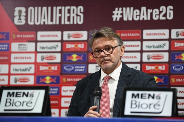 Ông Troussier nói gì về Hoàng Đức sau trận thua Iraq? ảnh 1