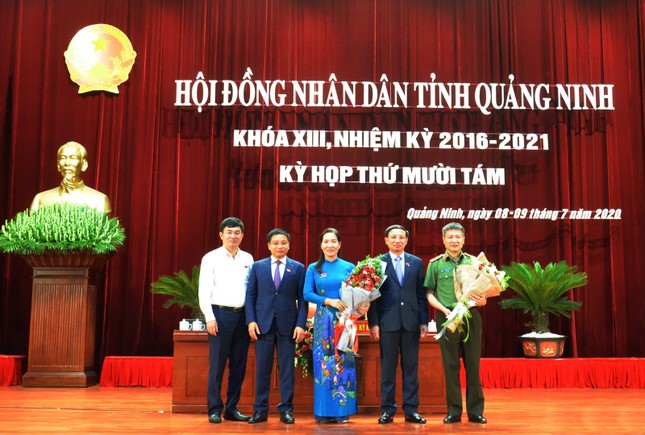 Bầu bổ sung 5 tân Phó Bí thư, Chủ tịch, Phó Chủ tịch UBND tỉnh ảnh 2