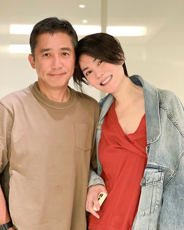 Cư dân mạng ghen tỵ với Vương Phi trong bức ảnh chụp chung với Lương Triều Vỹ ảnh 1