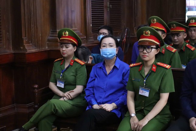 Đại diện Ngân hàng Nhà nước nói gì về việc bà Trương Mỹ Lan chuyển trái phép 4,5 tỷ USD qua biên giới? ảnh 1