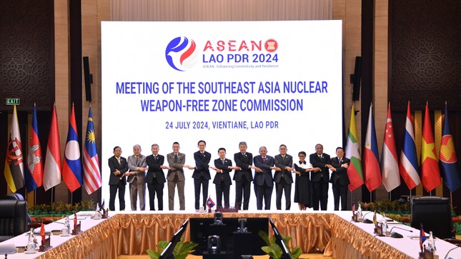 Phút mặc niệm Tổng Bí thư Nguyễn Phú Trọng tại hội nghị ASEAN ảnh 2