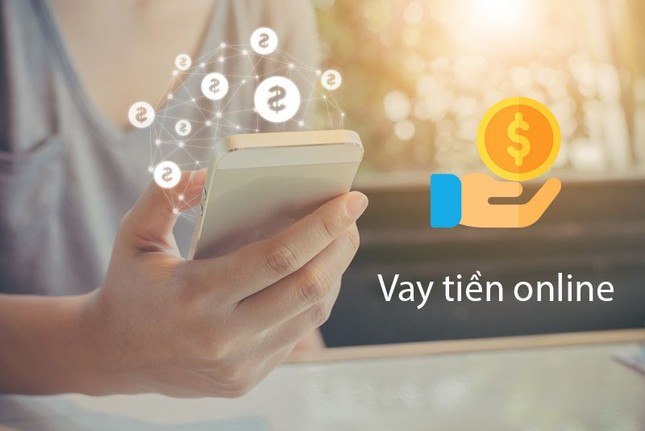 Một phụ nữ ở Hà Nội bị lừa gần 400 triệu đồng khi vay tiền online ảnh 1