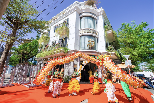 Viện thẩm mỹ DIVA đón tiếp hàng ngàn khách hàng trong ngày khai Xuân Giáp Thìn ảnh 3
