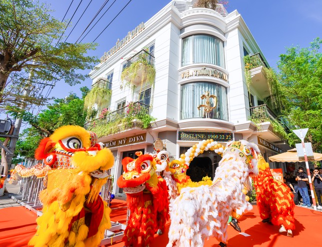Viện thẩm mỹ DIVA đón tiếp hàng ngàn khách hàng trong ngày khai Xuân Giáp Thìn ảnh 1