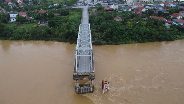 Nguyên nhân sập cầu Phong Châu ảnh 4