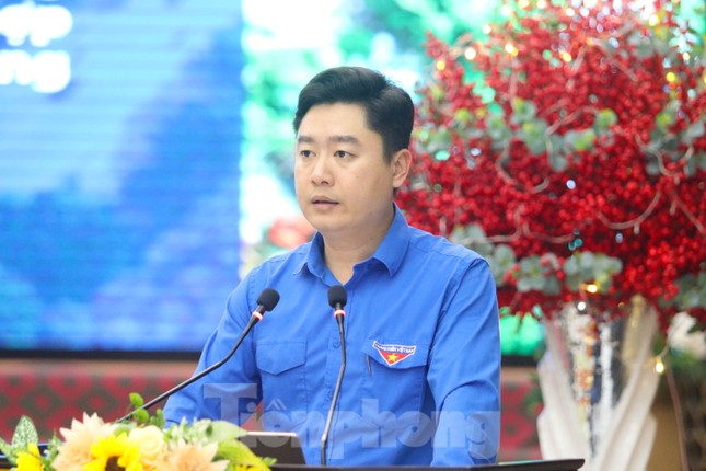 Tuổi trẻ Nghệ An học tập, quán triệt Nghị quyết 39 về xây dựng và phát triển tỉnh ảnh 3