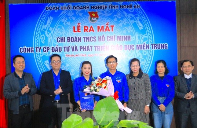Đổi rác lấy cây - Đổi giấy lấy sách ảnh 2