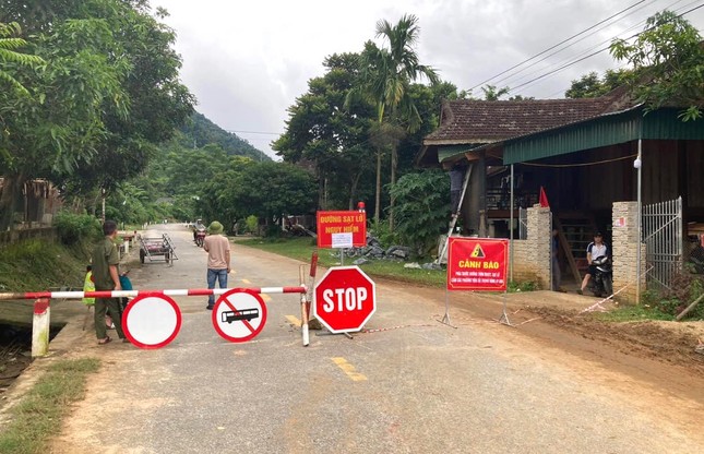 Thông tin mới vụ mặt đường quốc lộ sụt lún hơn 6m ở Nghệ An ảnh 3