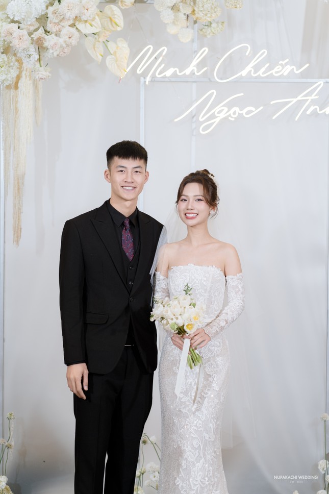 Dàn sao dự tiệc cưới diễn viên Ngọc Anh ảnh 7