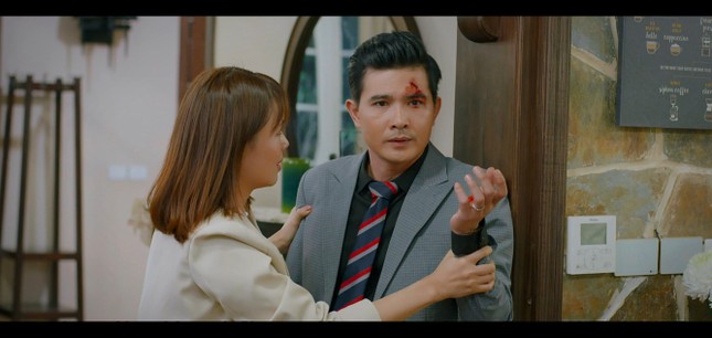 Hậu trường ‘Trạm cứu hộ trái tim’: Quang Sự bị hai NSND ném bát, tát lật mặt ảnh 2
