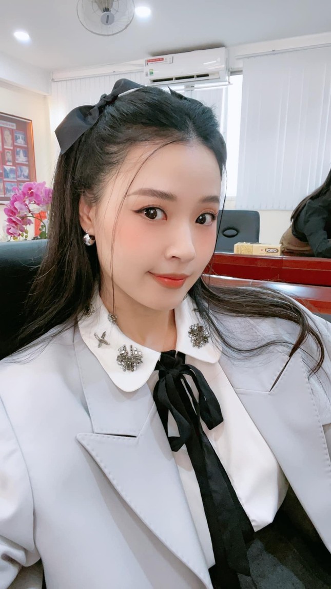 Midu thông báo cưới ảnh 6