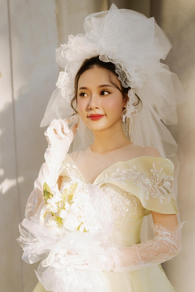 Midu thông báo cưới ảnh 2