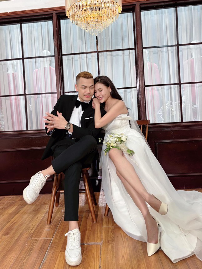 Showbiz 18/6: Quang Minh tiếc nuối khi nhắc đến hôn nhân với Hồng Đào ảnh 4