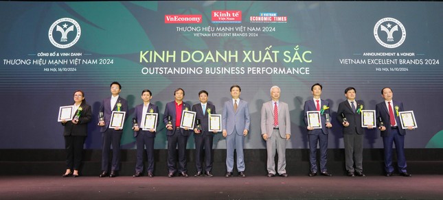 Vietjet được vinh danh 'Thương hiệu mạnh – Kinh doanh xuất sắc' 2024 ảnh 2