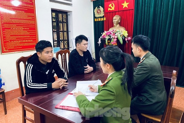 Lừa đảo đối ngoại tệ rồi chiếm đoạt tiền ảnh 1