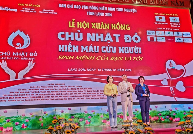 Sôi nổi Chủ Nhật Đỏ - Lễ hội xuân hồng xứ Lạng năm 2024 ảnh 2